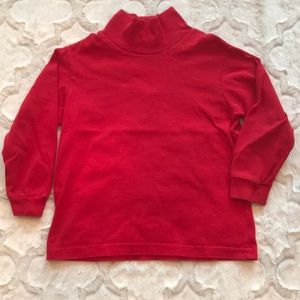 Red mock turtleneck cotton shirt